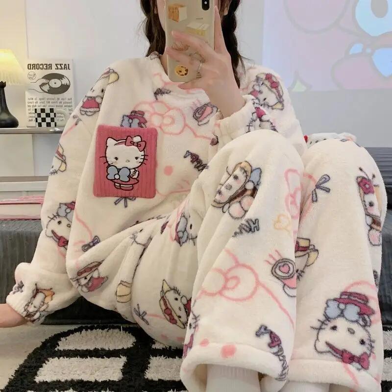 Winter Clothes - Pigiama da Donna Hello Kitty Autunno